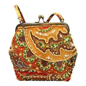 Santi Beaded Jewel Embellished Paisley Kiss Lock Mini Cocktail Party Bag Clutch